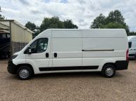 PEUGEOT BOXER 335 L3H2 PROFESSIONAL 2.2 HDI BLUE *AIR CON - SAT NAV!!! - 2241 - 22