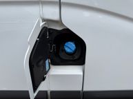 VAUXHALL MOVANO 3500 MWB HIGH ROOF 2.3 CDTI L2H3 *AIR CON!!! - 2301 - 30