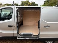 VAUXHALL VIVARO 2700 L1H1 SWB 1.6 CDTI *AIR CON!!! - 2298 - 19