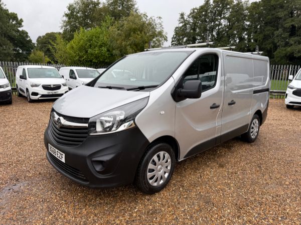 Used VAUXHALL VIVARO in Woking Surrey for sale