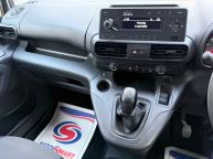 VAUXHALL COMBO 2300 L2H1 *AIR CON* SPORTIVE 1.5 TURBO D *Sorry Now Sold!!! - 2218 - 4