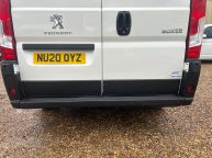 PEUGEOT BOXER 335 L3H2 PROFESSIONAL 2.2 HDI BLUE *AIR CON - SAT NAV!!! - 2199 - 22