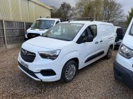VAUXHALL COMBO 2300 L2H1 *AIR CON* SPORTIVE 1.5 TURBO D *EURO 6!!! - 2218 - 1