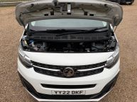 VAUXHALL VIVARO 2700 L1H1 SWB SPORTIVE 1.5 TURBO D *AIR CON!!! - 2275 - 32