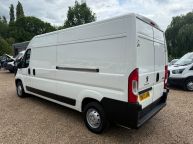 PEUGEOT BOXER 335 L3H2 PROFESSIONAL 2.2 HDI BLUE *AIR CON - SAT NAV!!! - 2241 - 29
