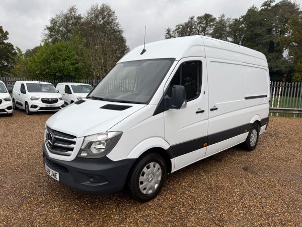 Used MERCEDES BENZ SPRINTER in Woking Surrey for sale