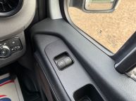 MERCEDES BENZ SPRINTER 316 CDI MWB HIGH ROOF 160 BHP *AIR CON!!! - 2227 - 12