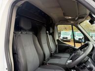 RENAULT MASTER MM35 BUSINESS MWB L2H2 FWD 2.3 DCI *AIR CON!!! - 2321 - 19