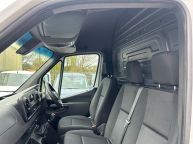 MERCEDES BENZ SPRINTER 316 CDI MWB HIGH ROOF 160 BHP RWD *EURO 6!!! - 2111 - 14